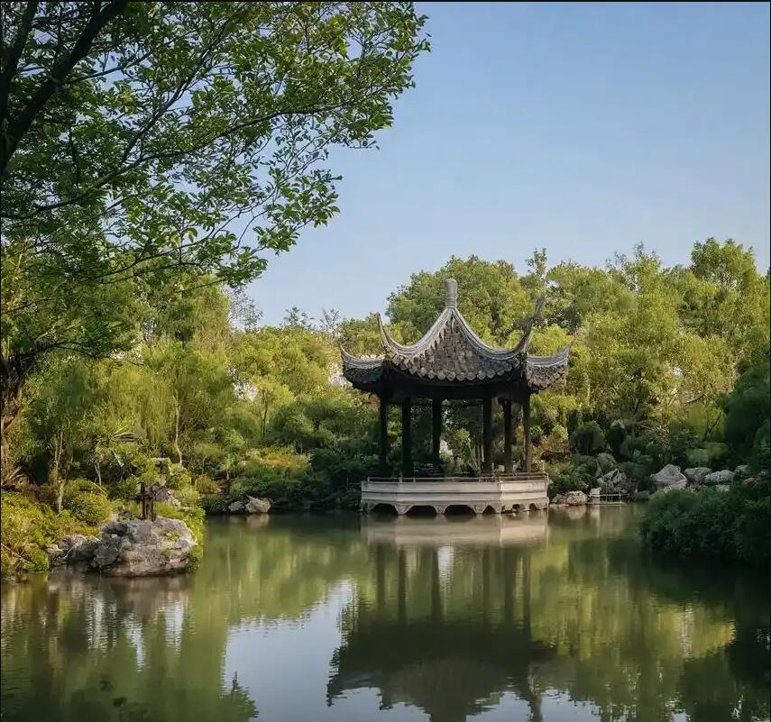 麻章区执念餐饮有限公司